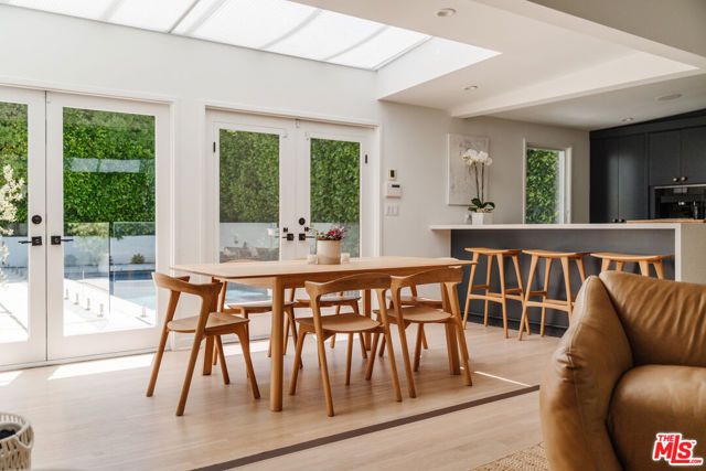 712 San Lorenzo Street, Santa Monica, CA 90402