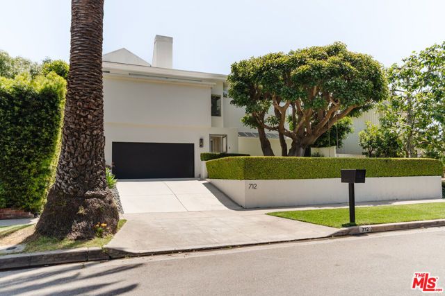 712 San Lorenzo Street, Santa Monica, CA 90402