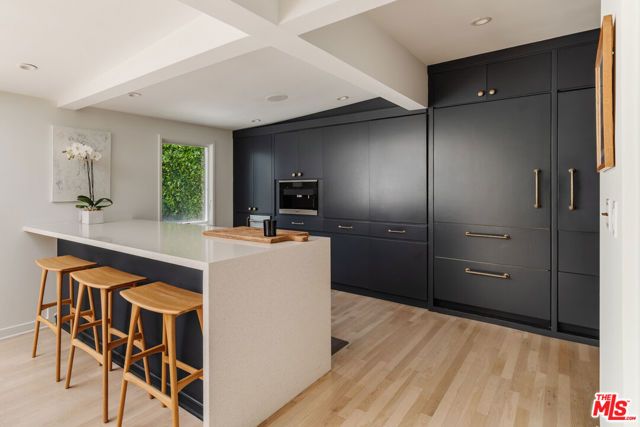 712 San Lorenzo Street, Santa Monica, CA 90402