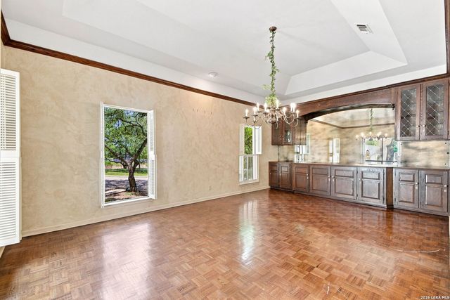9218 CALLAGHAN RD, San Antonio, TX 78230