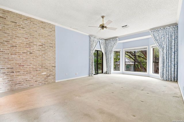 9218 CALLAGHAN RD, San Antonio, TX 78230