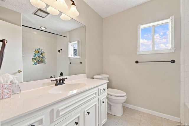 9218 CALLAGHAN RD, San Antonio, TX 78230