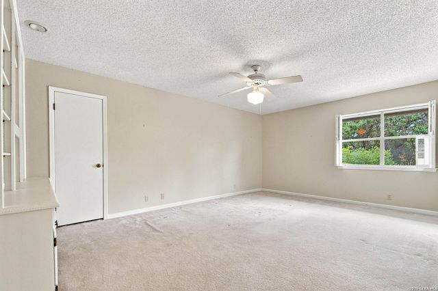 9218 CALLAGHAN RD, San Antonio, TX 78230