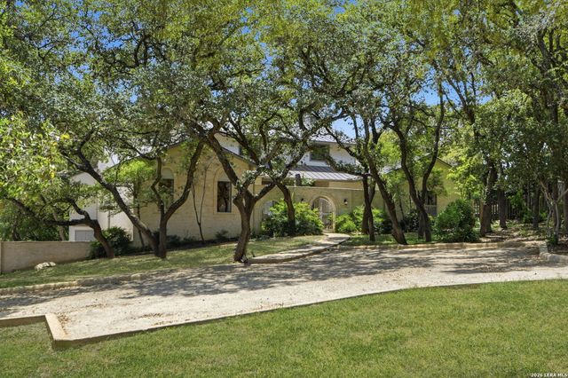 9218 CALLAGHAN RD, San Antonio, TX 78230