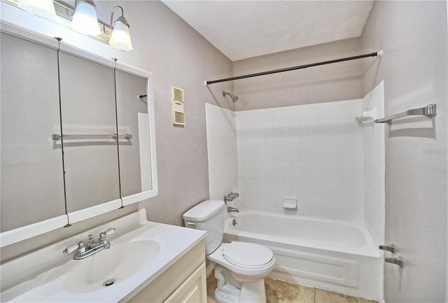 13760 ORANGE SUNSET DRIVE 201, Tampa, FL 33618