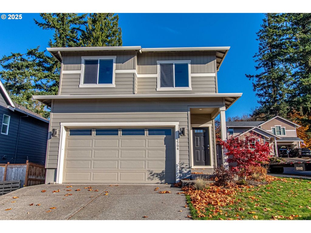 2294 Sw WALLULA Ln, Gresham, OR 97080