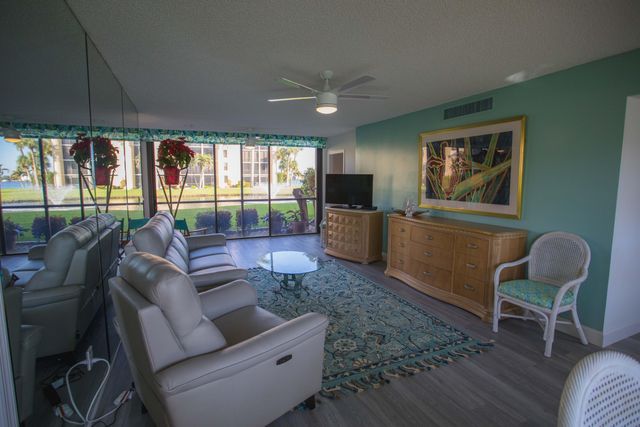 3382 NE CAUSEWAY Boulevard 101, Hutchinson Island, FL 34957