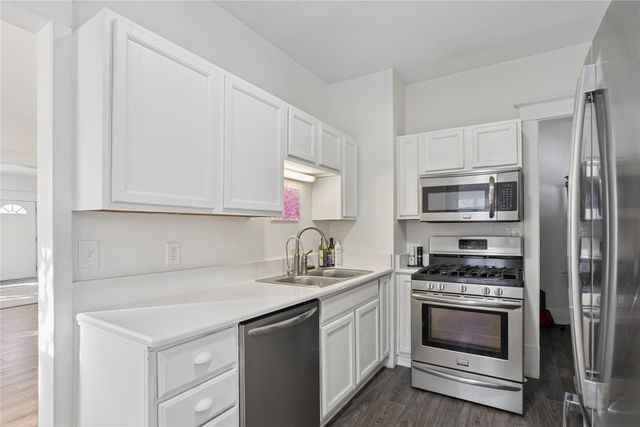 829 29th Street, Des Moines, IA 50312