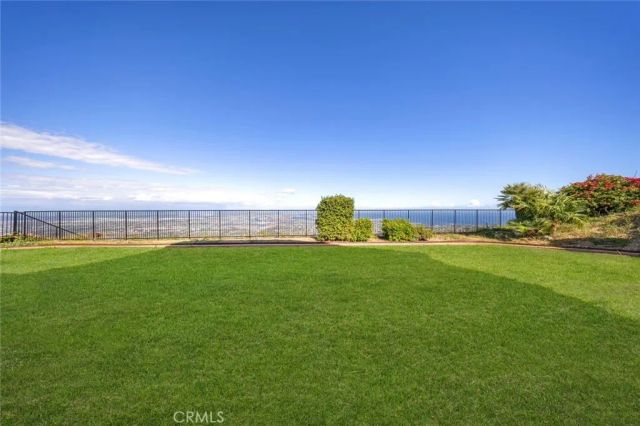 10 Avenue De Azalea, Rancho Palos Verdes, CA 90275