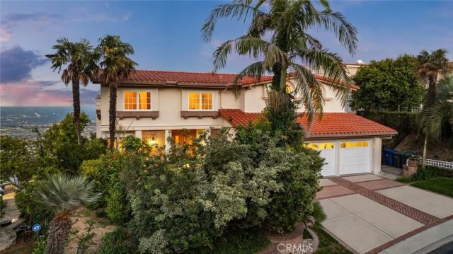10 Avenue De Azalea, Rancho Palos Verdes, CA 90275