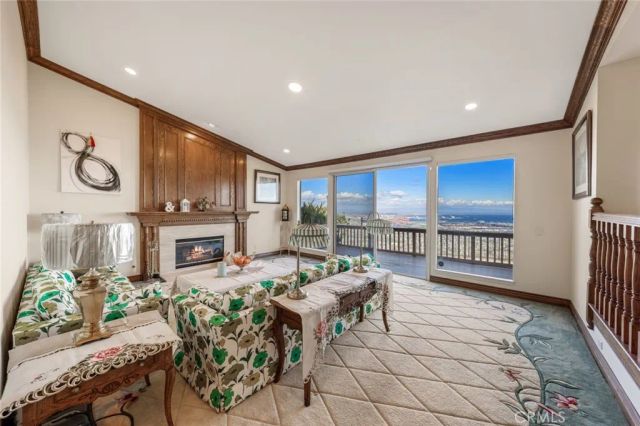 10 Avenue De Azalea, Rancho Palos Verdes, CA 90275