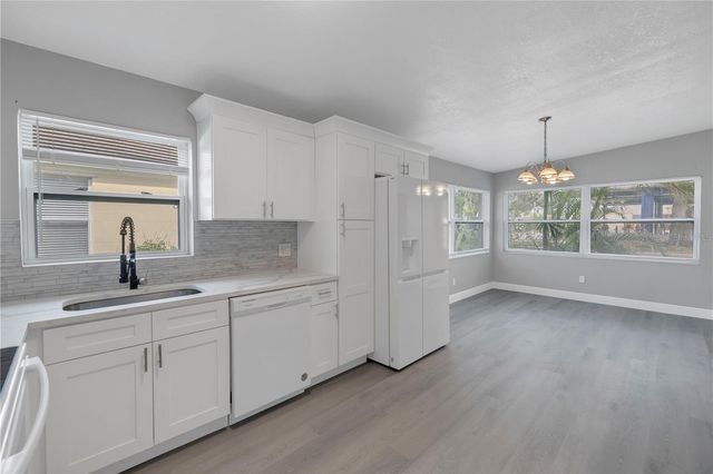 4027 7TH STREET S, St Petersburg, FL 33705