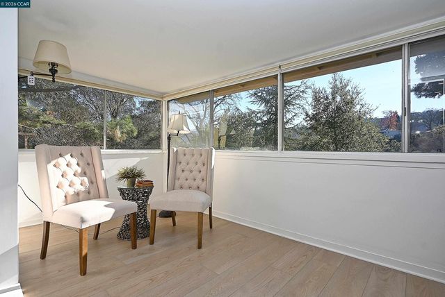 1857 Golden Rain Rd 1, Walnut Creek, CA 94595