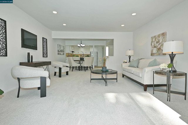 1857 Golden Rain Rd 1, Walnut Creek, CA 94595