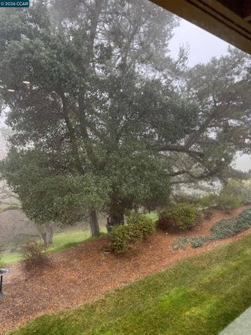 1857 Golden Rain Rd 1, Walnut Creek, CA 94595