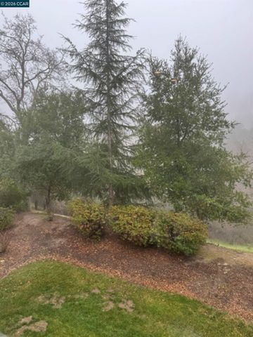 1857 Golden Rain Rd 1, Walnut Creek, CA 94595