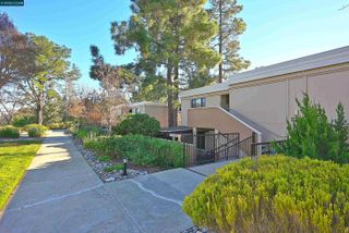 1857 Golden Rain Rd 1, Walnut Creek, CA 94595