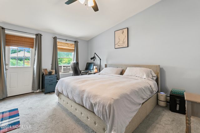 185 Van Cleaf Lane, Cliffwood, NJ 07721