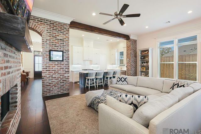 38182 Emery Ln, Prairieville, LA 70769