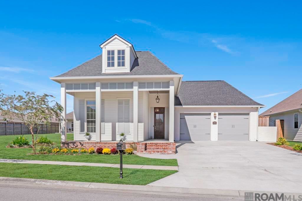 38182 Emery Ln, Prairieville, LA 70769