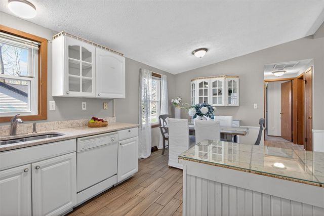 10791 Woodbrook Drive, Cement City, MI 49233