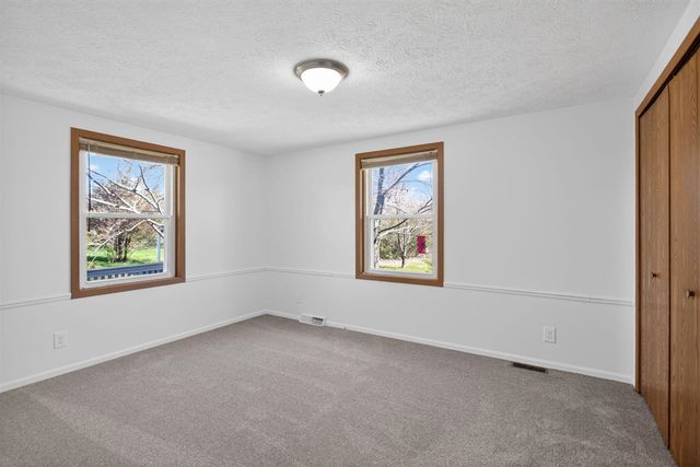 10791 Woodbrook Drive, Cement City, MI 49233