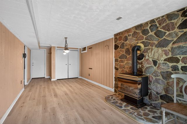10791 Woodbrook Drive, Cement City, MI 49233