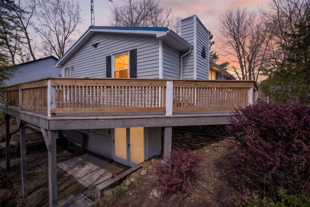 10791 Woodbrook Drive, Cement City, MI 49233