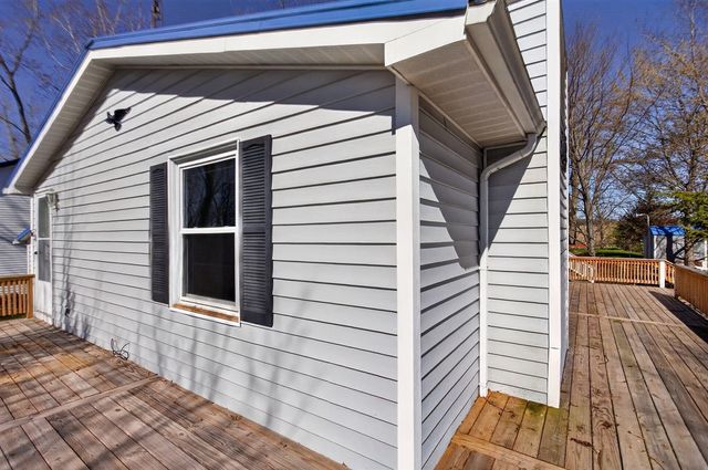 10791 Woodbrook Drive, Cement City, MI 49233