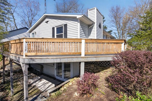 10791 Woodbrook Drive, Cement City, MI 49233