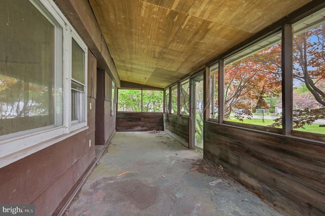 24 ELM ST, Salem, NJ 08079