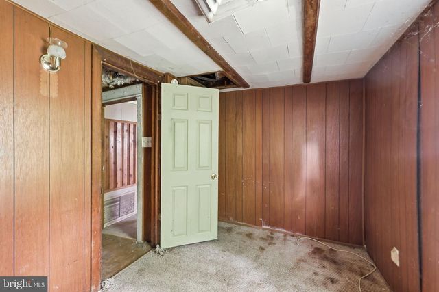 24 ELM ST, Salem, NJ 08079