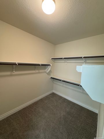 2027 Knippa, San Antonio, TX 78253