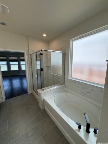 2027 Knippa, San Antonio, TX 78253