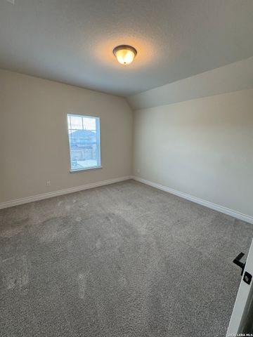 2027 Knippa, San Antonio, TX 78253
