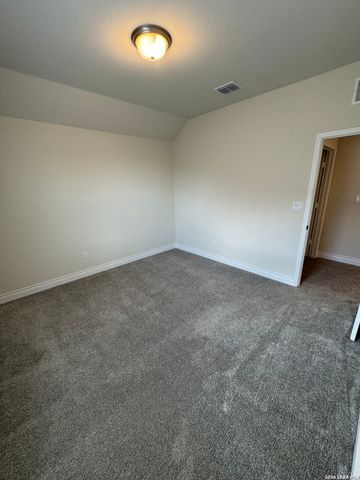 2027 Knippa, San Antonio, TX 78253