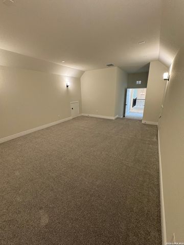 2027 Knippa, San Antonio, TX 78253