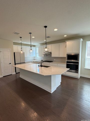 2027 Knippa, San Antonio, TX 78253