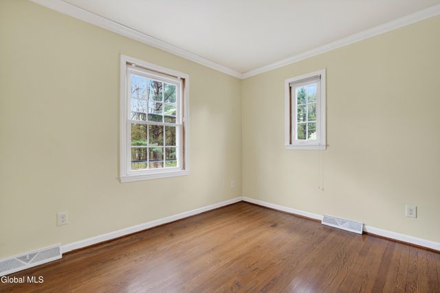 13 Royal Oak Drive, Clifton Park, NY 12065