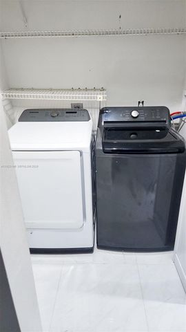 830 NW 79th Ter, Plantation, FL 33324