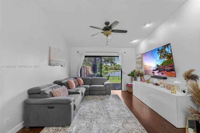 830 NW 79th Ter, Plantation, FL 33324