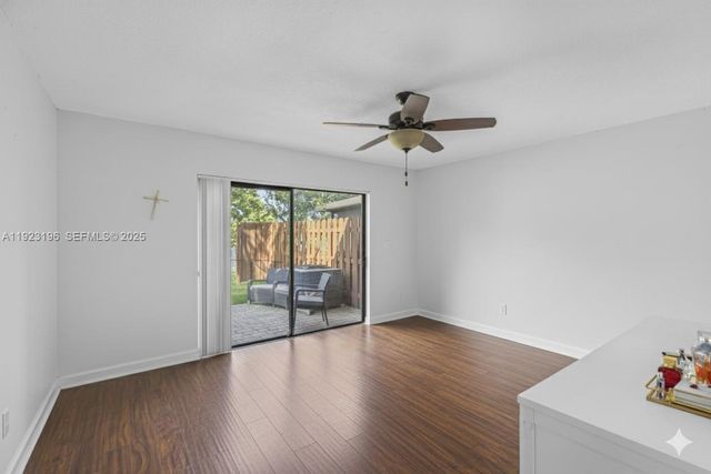 830 NW 79th Ter, Plantation, FL 33324