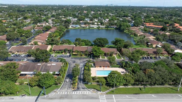 830 NW 79th Ter, Plantation, FL 33324