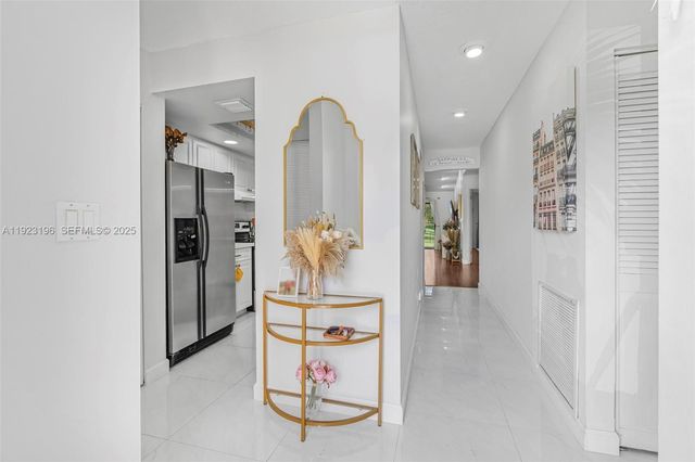 830 NW 79th Ter, Plantation, FL 33324