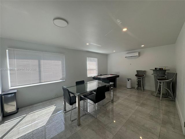 1904 SW 28th St, Fort Lauderdale, FL 33315