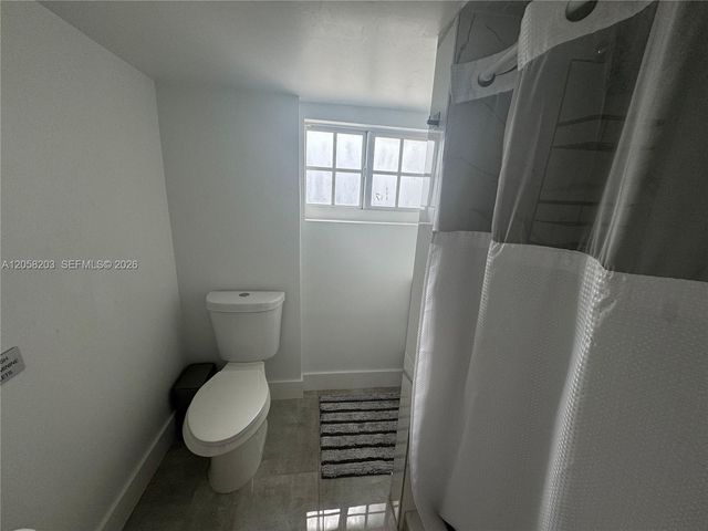 1904 SW 28th St, Fort Lauderdale, FL 33315