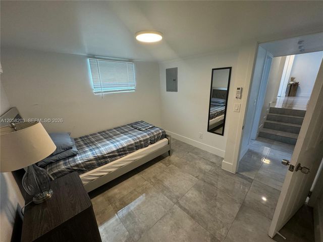 1904 SW 28th St, Fort Lauderdale, FL 33315