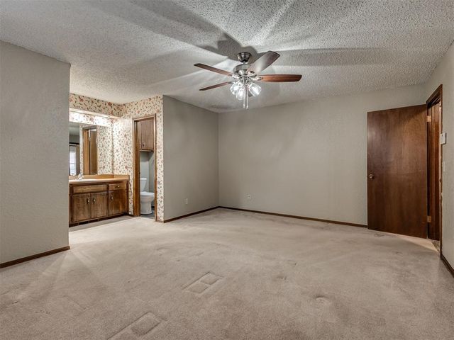 2505 S Miles Avenue, El Reno, OK 73036