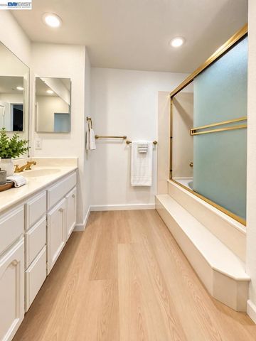 18734 Mt Lassen Drive, Castro Valley, CA 94552