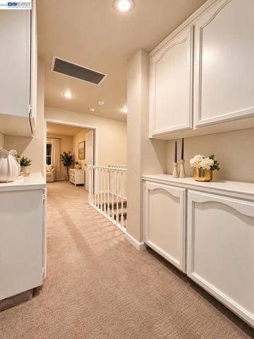 18734 Mt Lassen Drive, Castro Valley, CA 94552